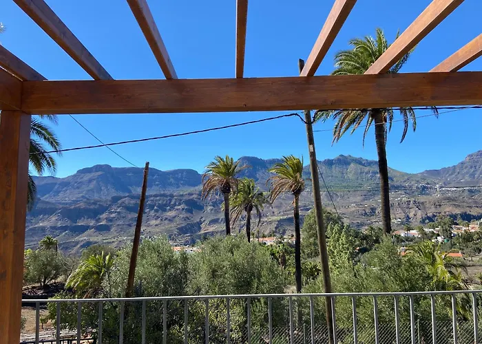 La Casa Nueva De La Montana Nyaraló Santa Lucia