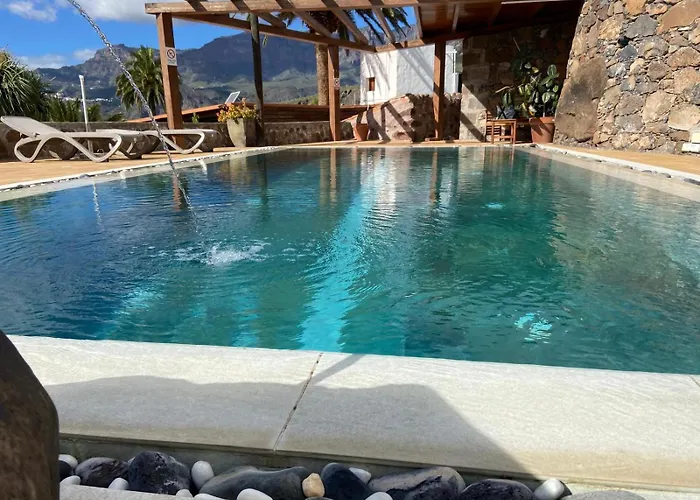 La Casa Nueva De La Montana * Santa Lucia